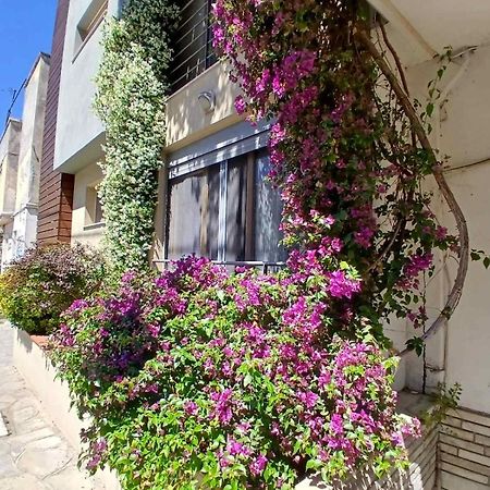 Quiet Urban Studio With Private Backyard Thessaloniki Exterior photo